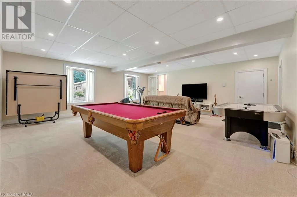 2257 SWIMMING POOL Road