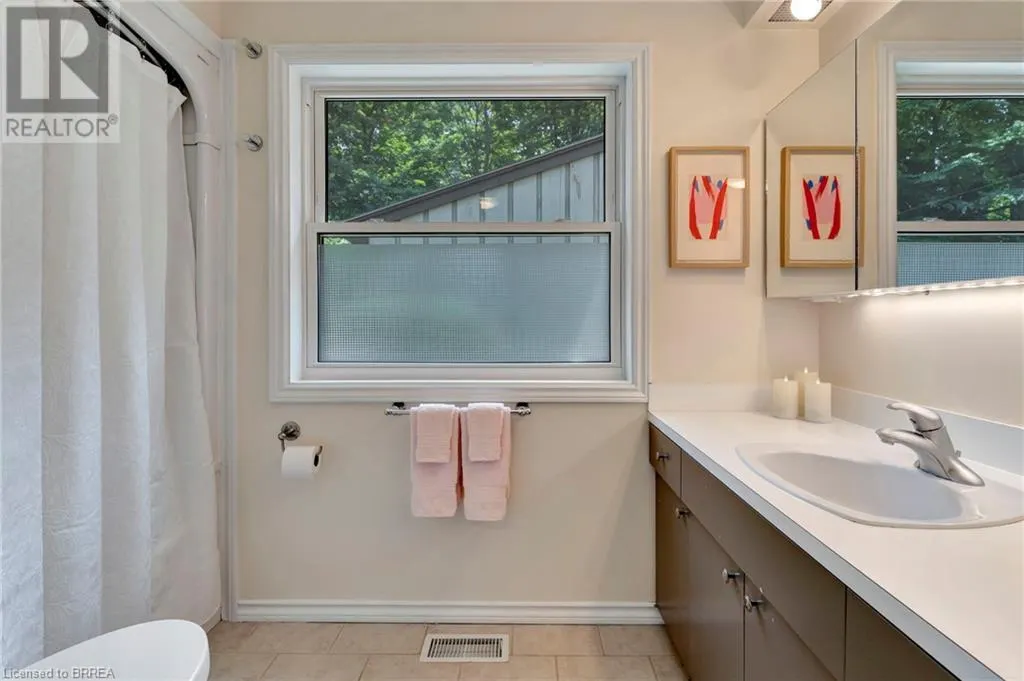2257 SWIMMING POOL Road