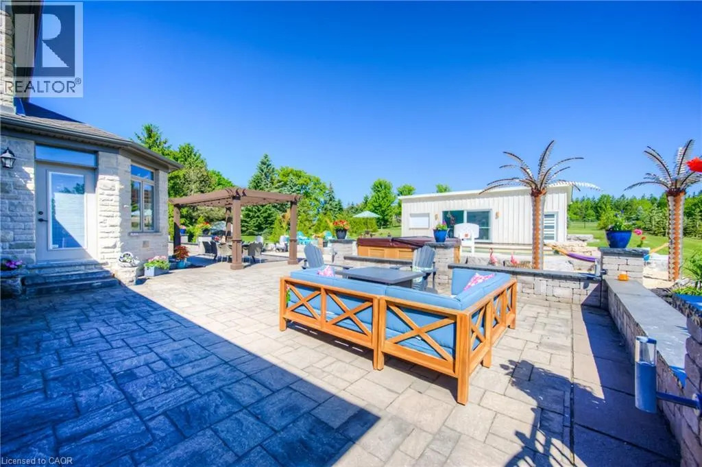 226 SHADE Street