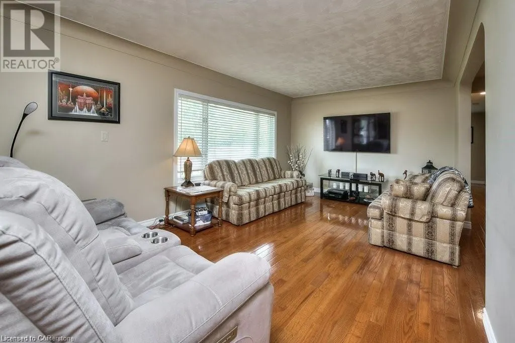 3000 KOSSUTH Road