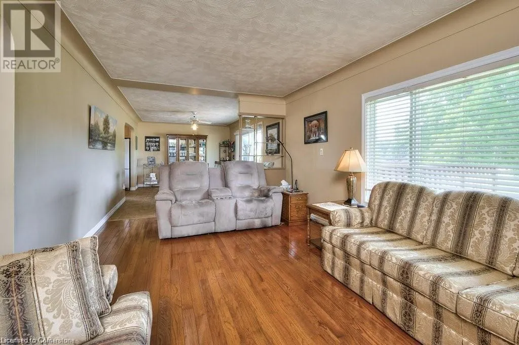 3000 KOSSUTH Road