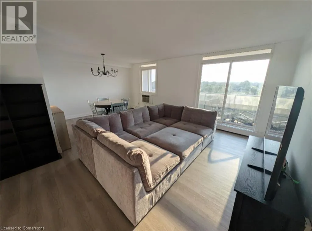 640 WEST Street Unit# 908, #908