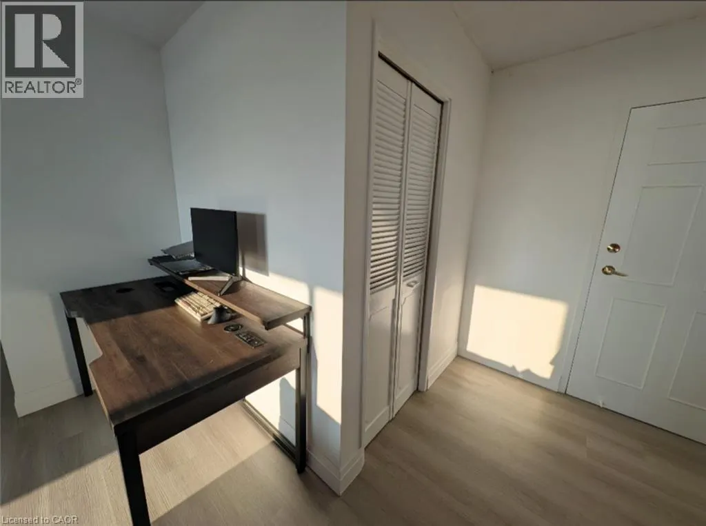 640 WEST Street Unit# 908, #908