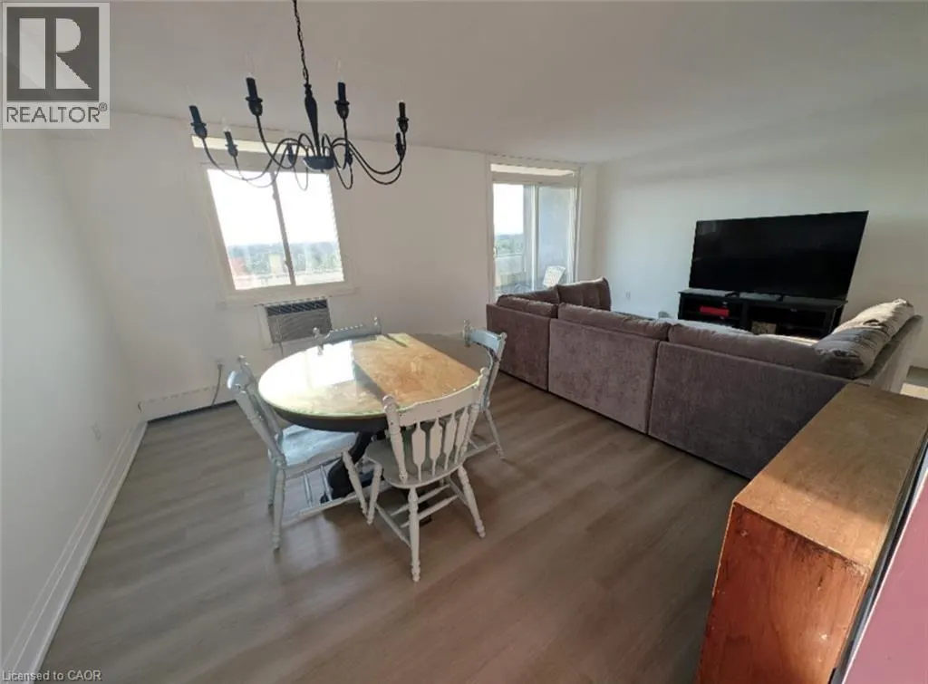 640 WEST Street Unit# 908, #908