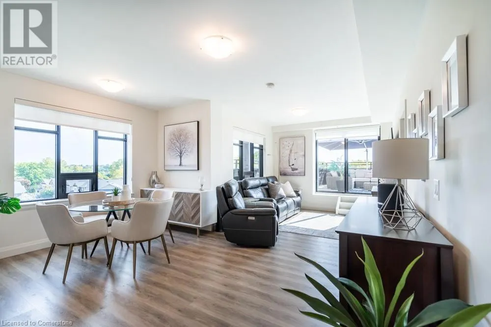 30 HAMILTON Street S Unit# 305, #305