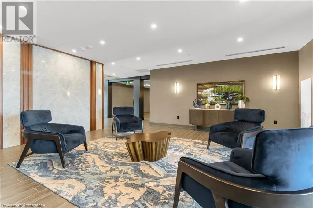 460 DUNDAS Street E Unit# 703, #703