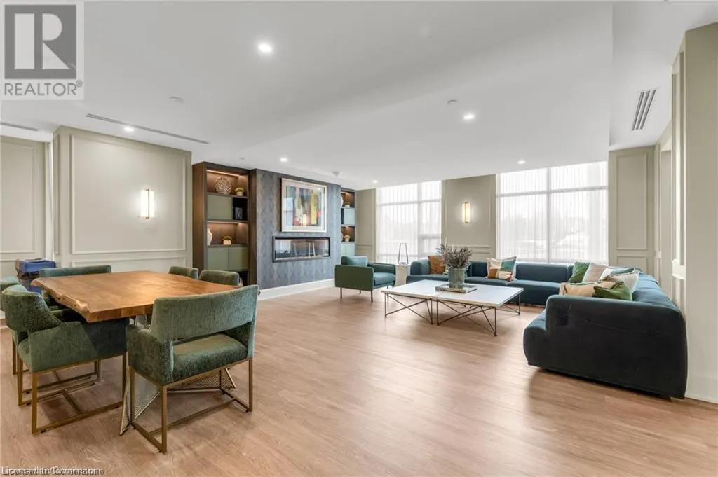 460 DUNDAS Street E Unit# 703, #703