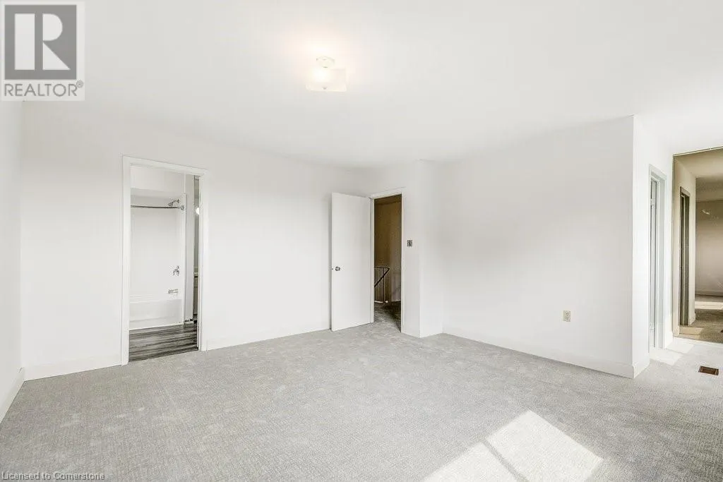 581 COLLEGE Avenue W
