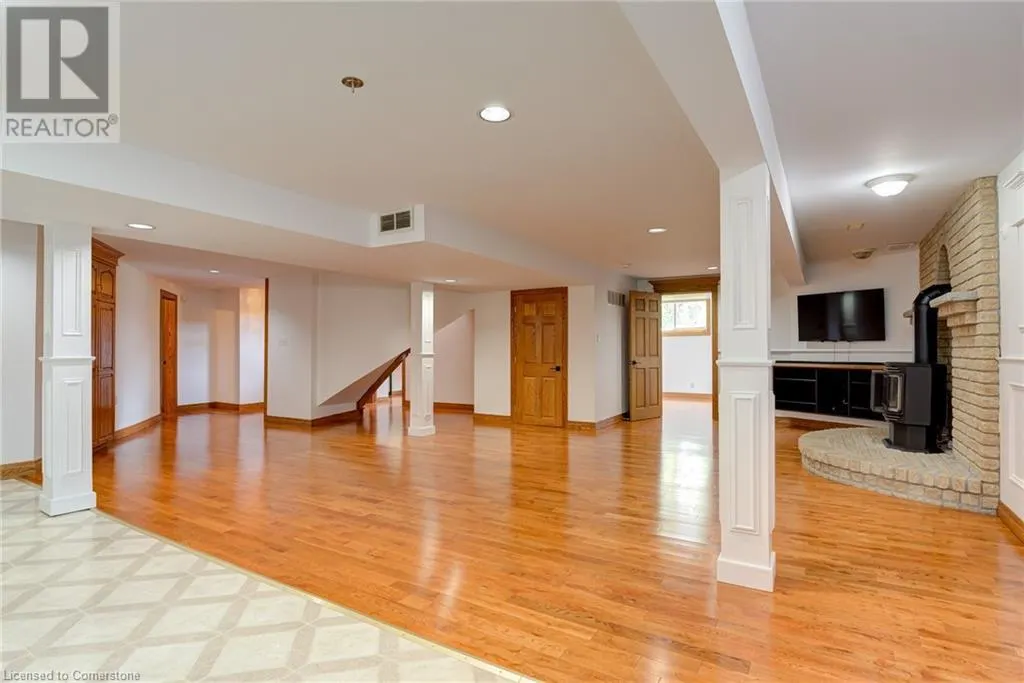 10 ELDALE Road
