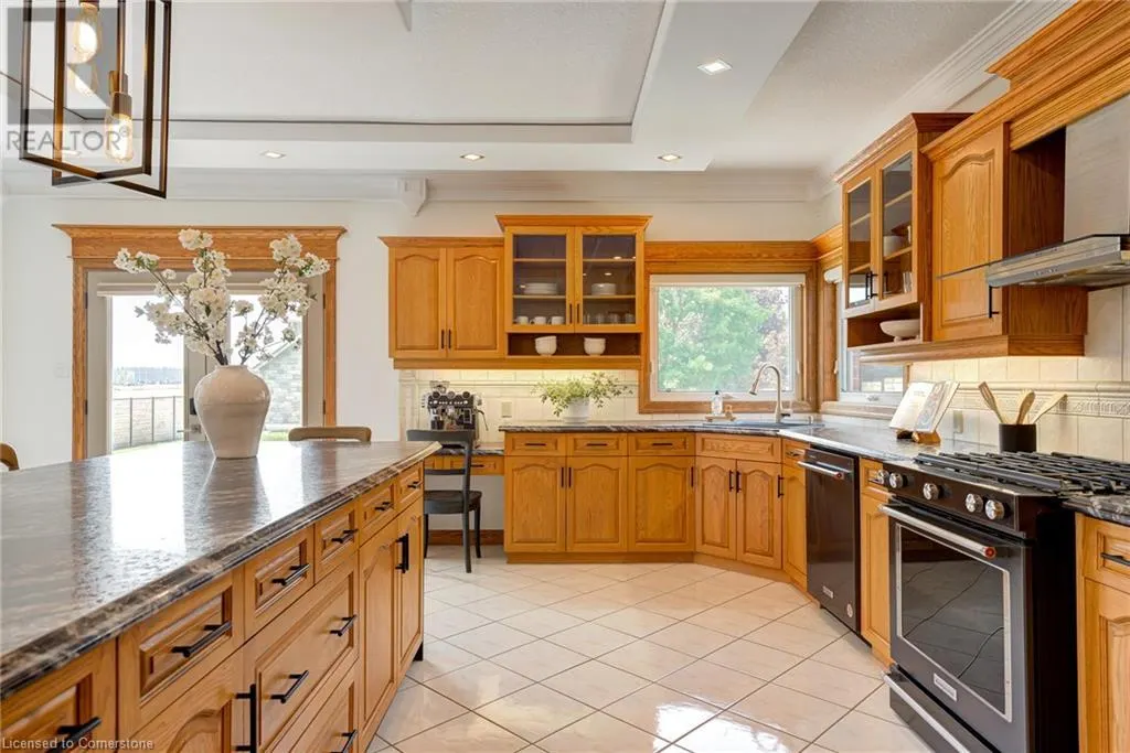 10 ELDALE Road