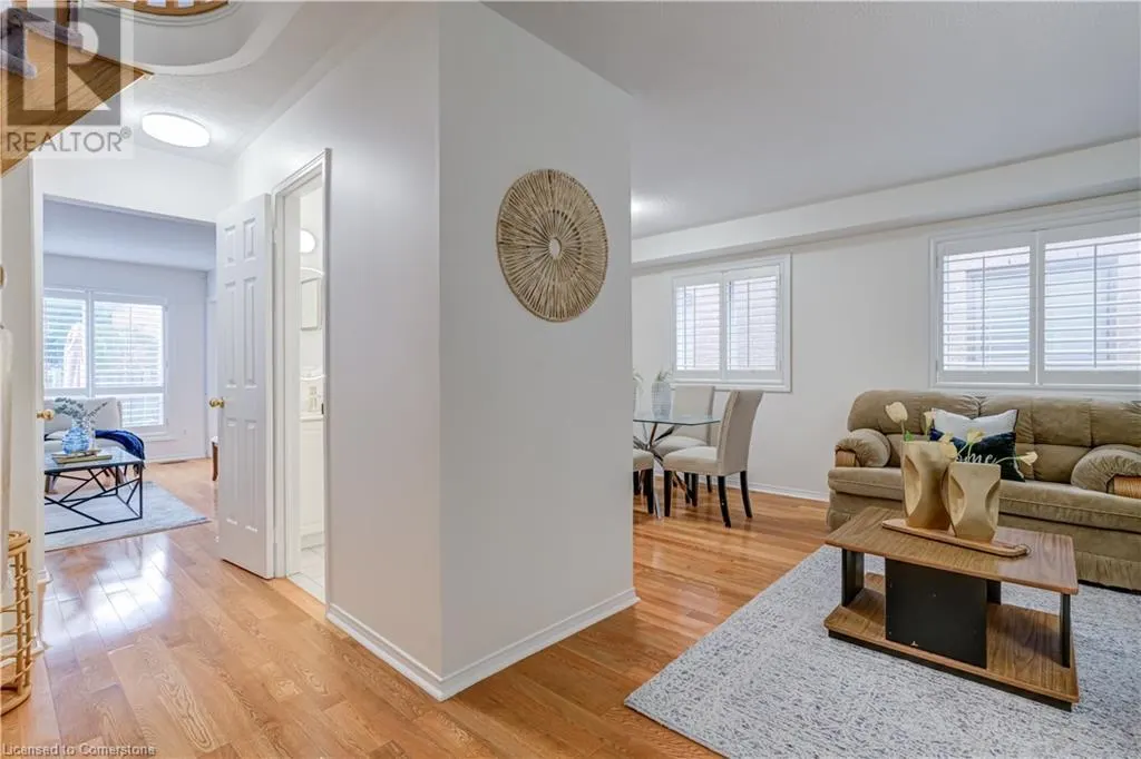61 CEDARWOOD Crescent