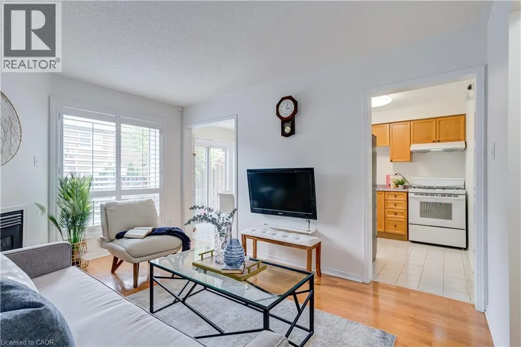 61 CEDARWOOD Crescent