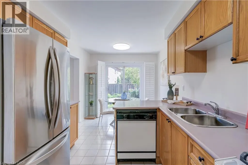 61 CEDARWOOD Crescent