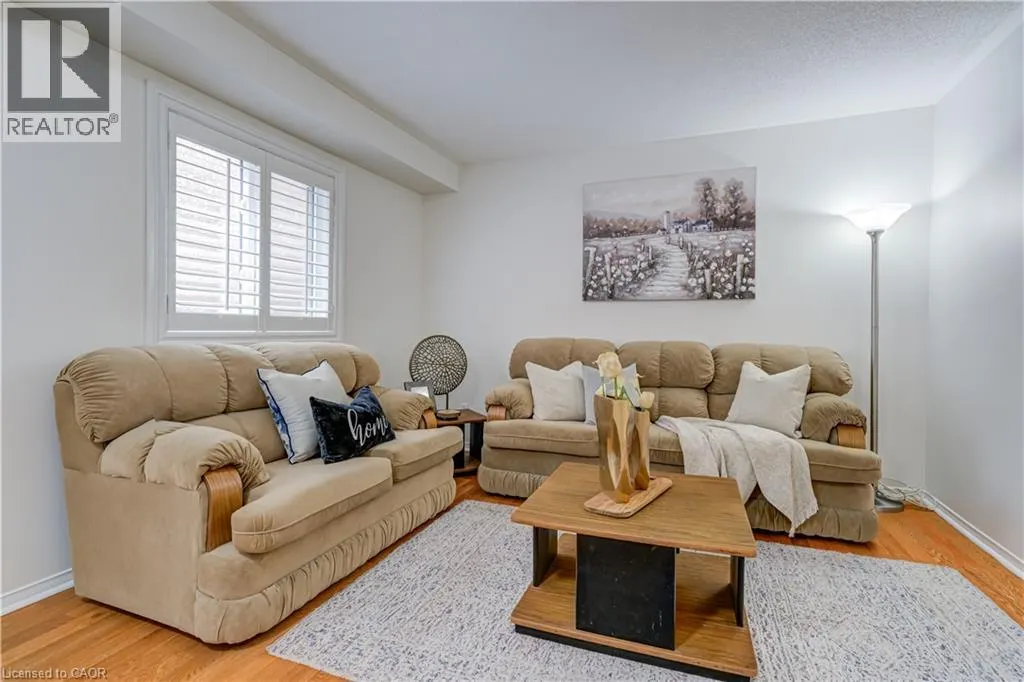 61 CEDARWOOD Crescent