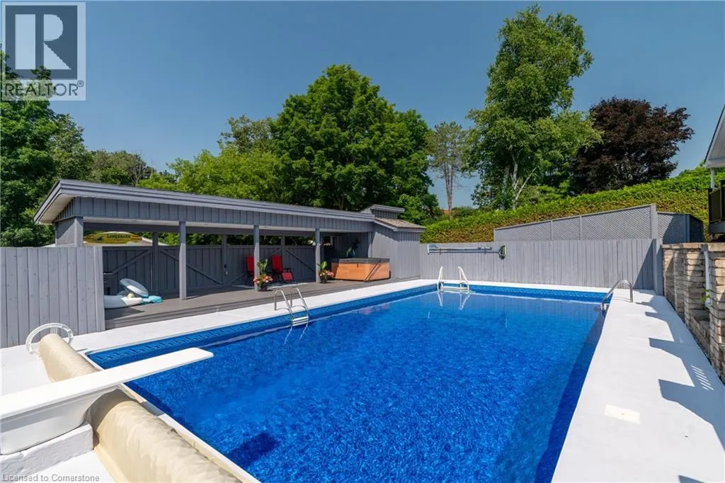 4 COLONIAL Drive