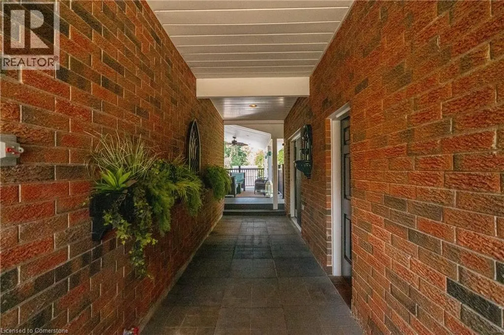 4 COLONIAL Drive