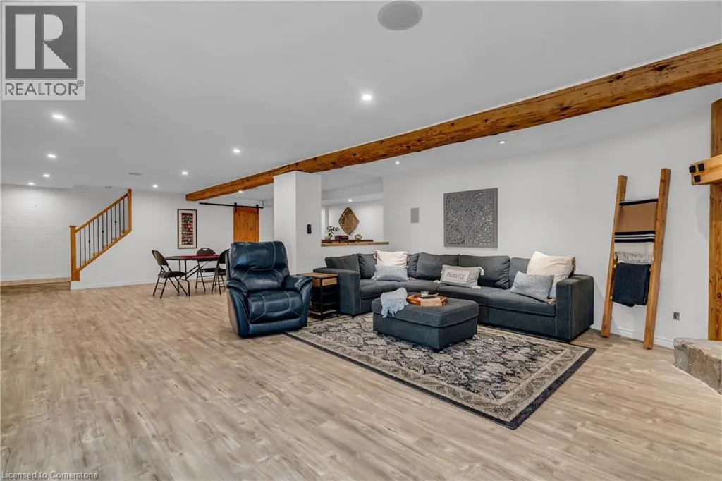 4 COLONIAL Drive