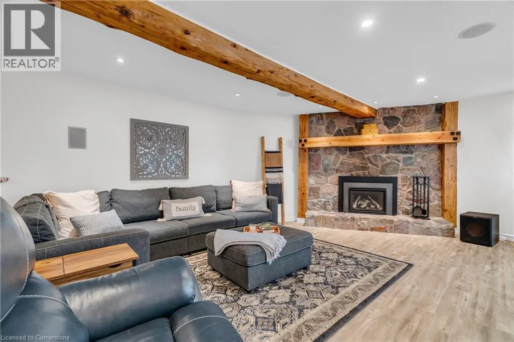 4 COLONIAL Drive