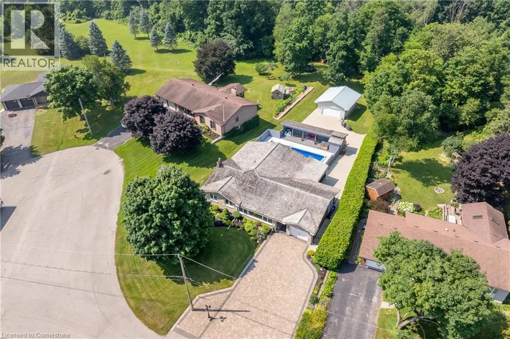 4 COLONIAL Drive