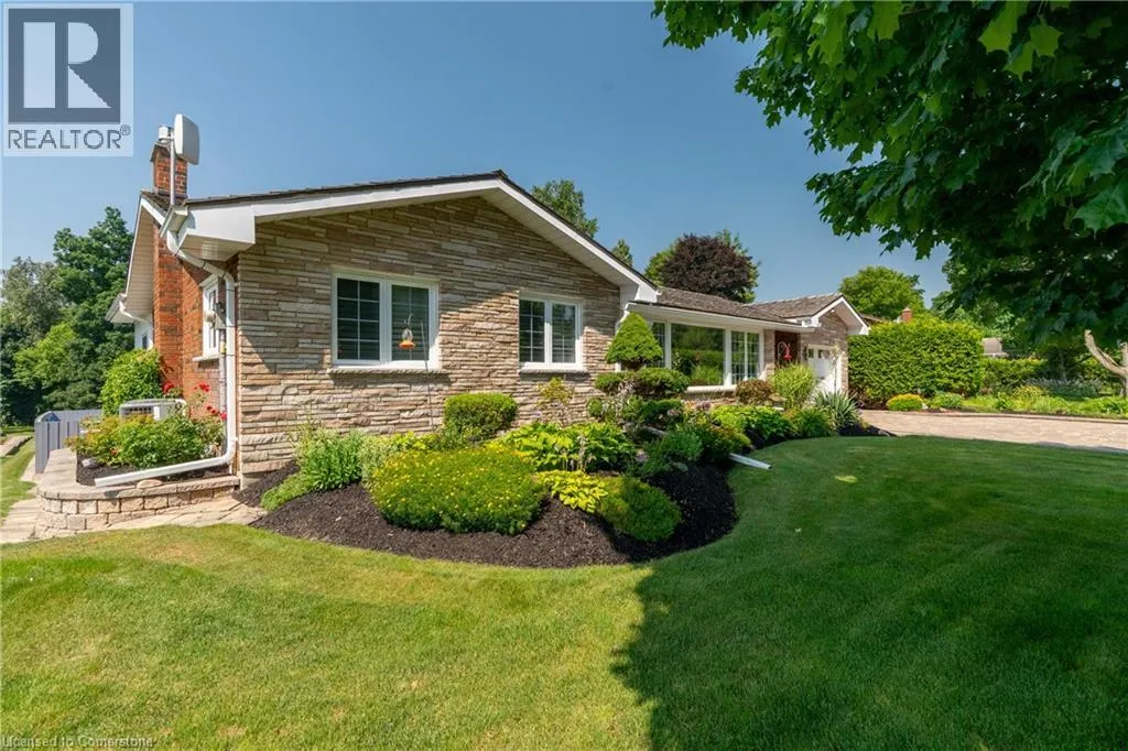 4 COLONIAL Drive