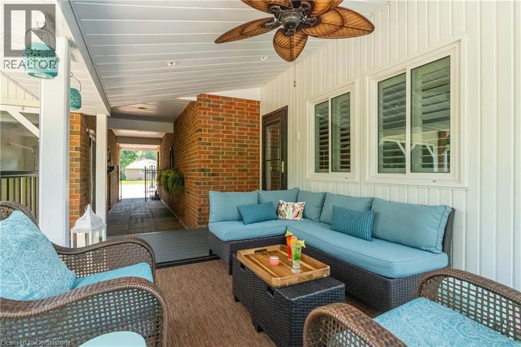 4 COLONIAL Drive