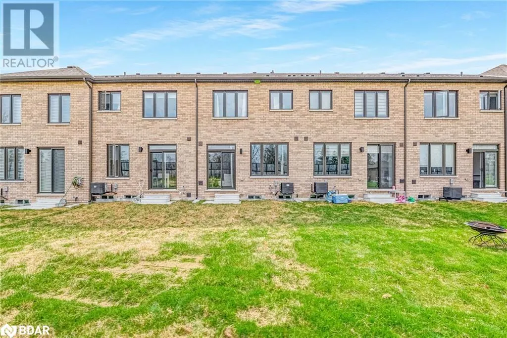 122 TURNBERRY Lane