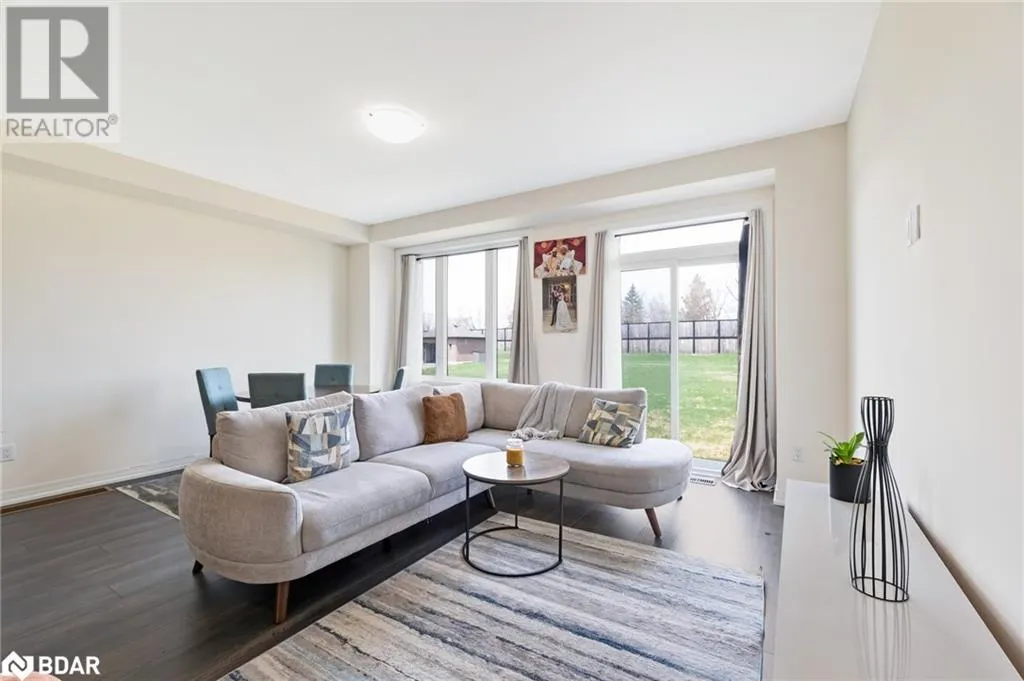 122 TURNBERRY Lane