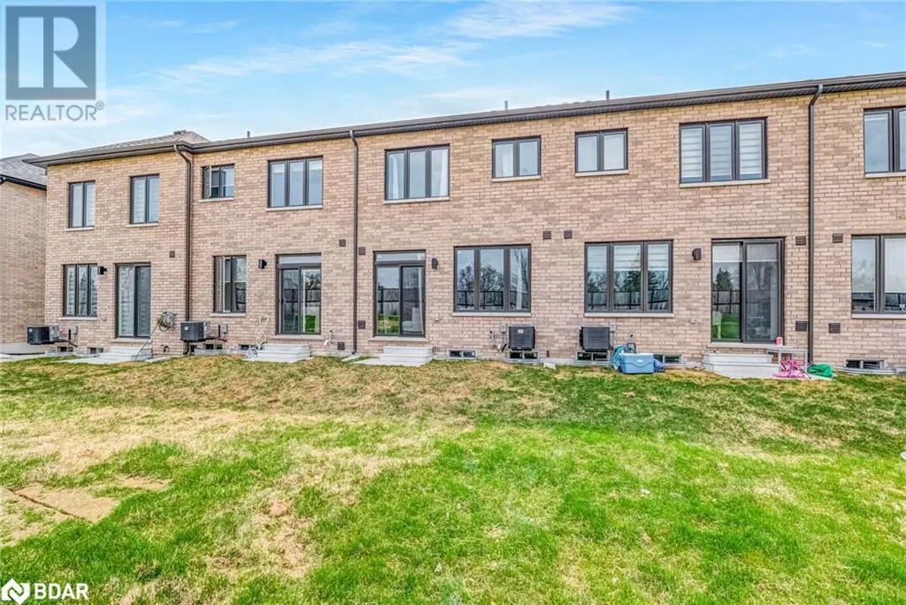 122 TURNBERRY Lane