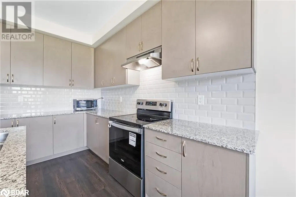 122 TURNBERRY Lane