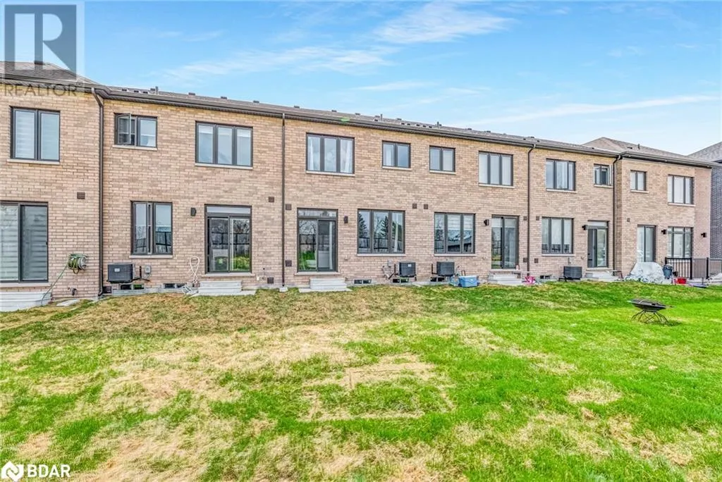 122 TURNBERRY Lane