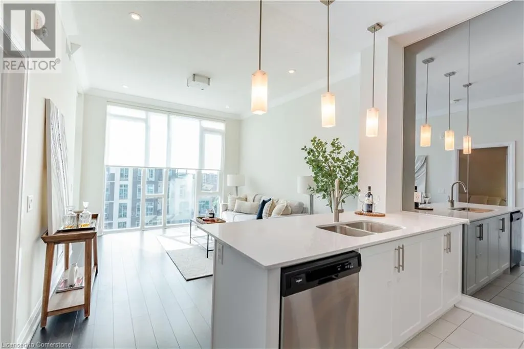 16 CONCORD Place Unit# 609, #609