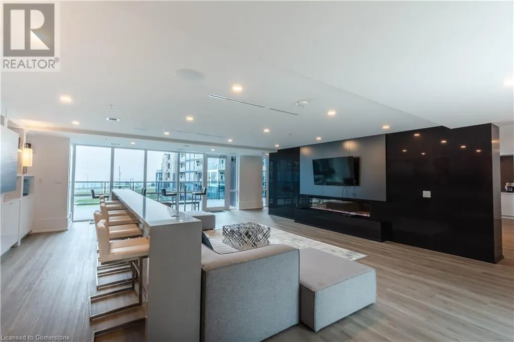 16 CONCORD Place Unit# 609, #609