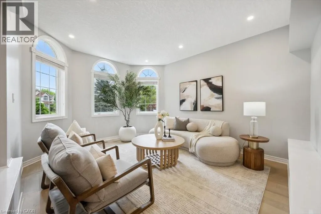 3 KESTREL Street