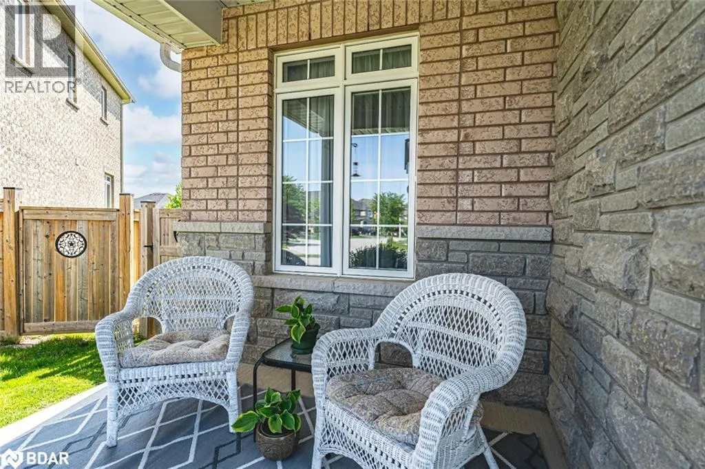 25 COPELAND CRESCENT