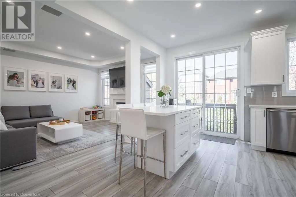 80 MONTREAL Circle