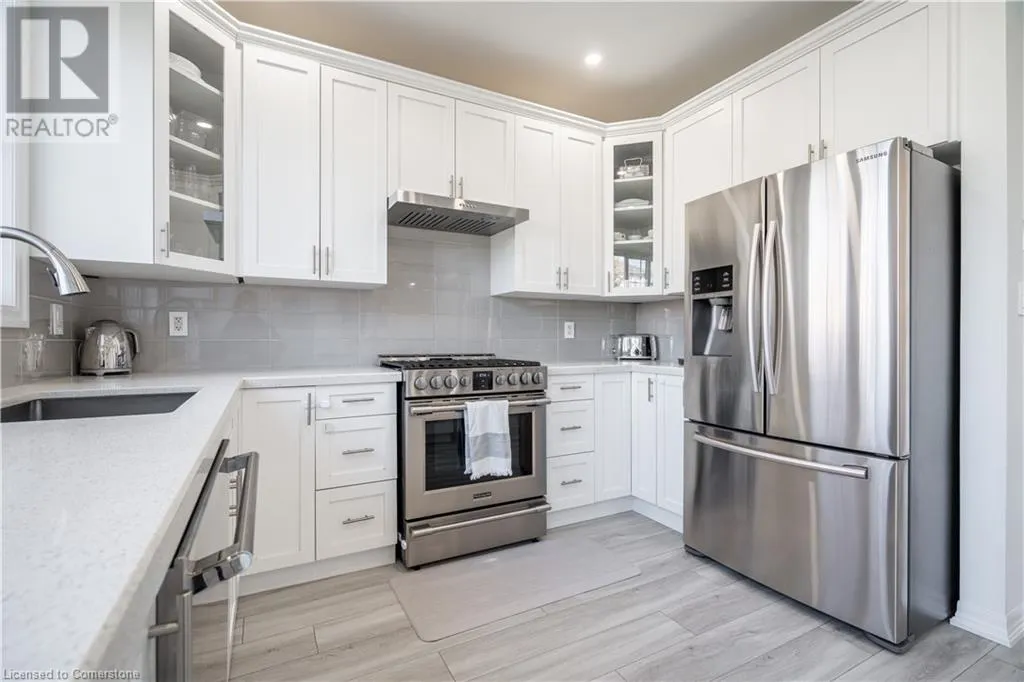 80 MONTREAL Circle