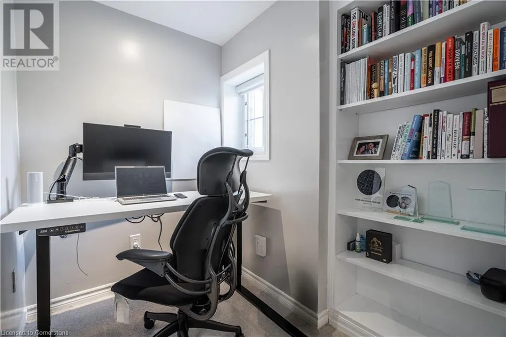 80 MONTREAL Circle