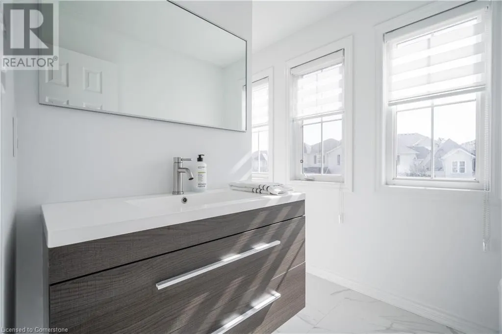 80 MONTREAL Circle