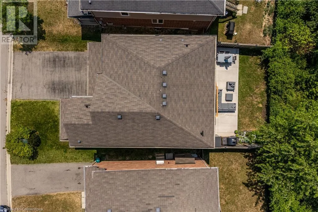 80 MONTREAL Circle