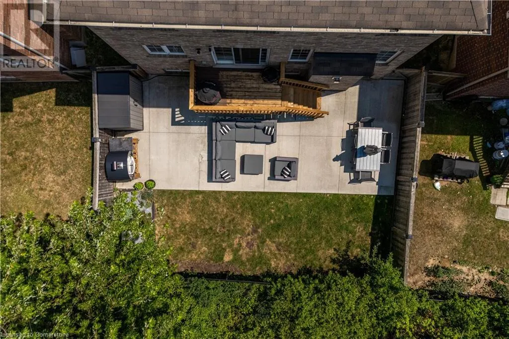 80 MONTREAL Circle