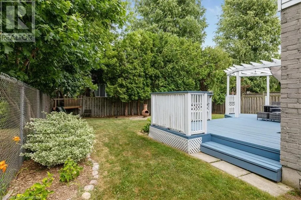 22 MERRITT Crescent