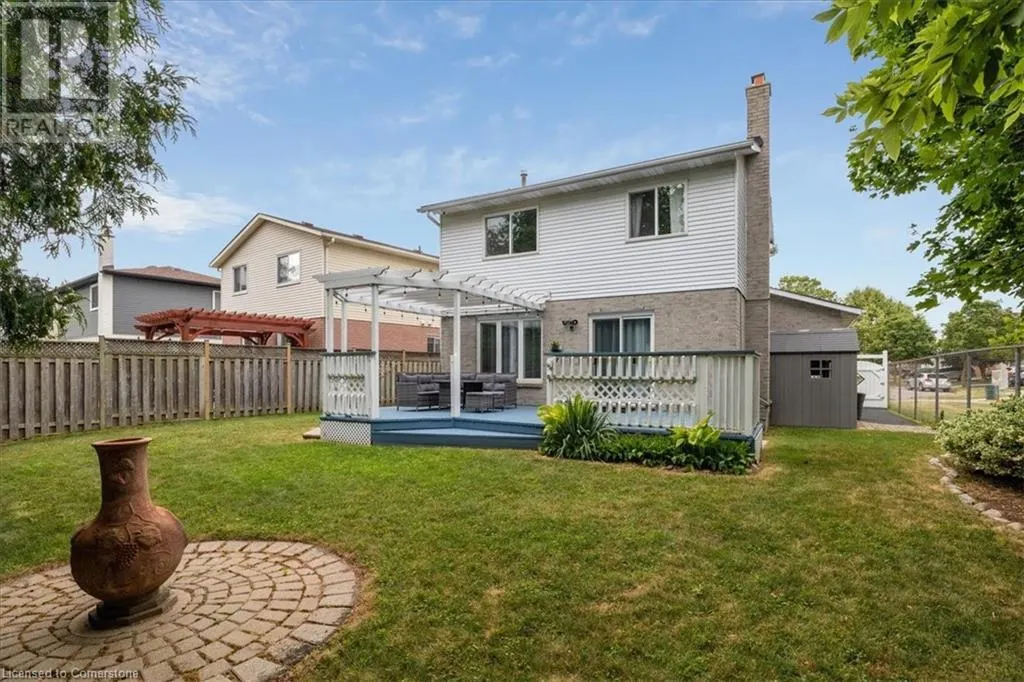 22 MERRITT Crescent