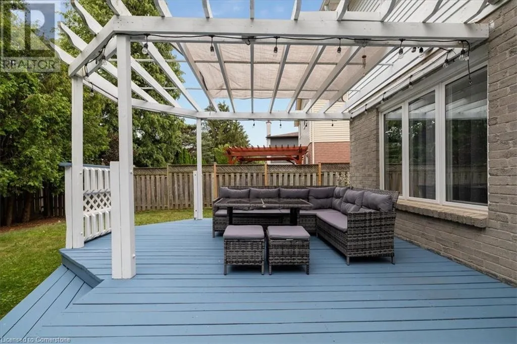 22 MERRITT Crescent