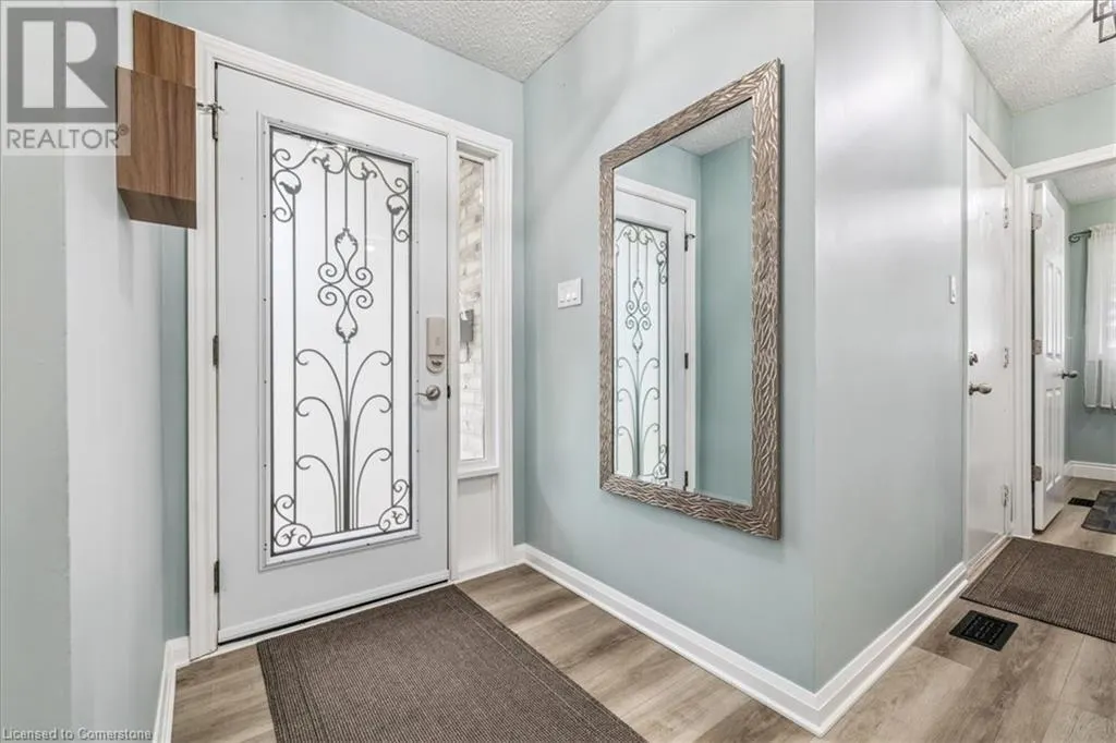 22 MERRITT Crescent