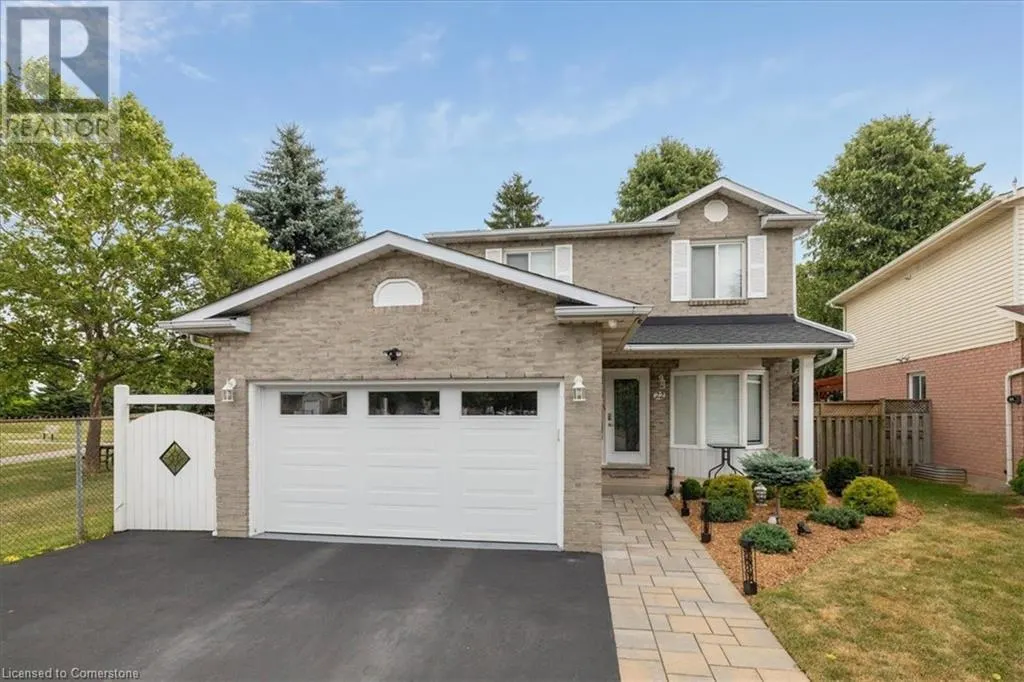 22 MERRITT Crescent