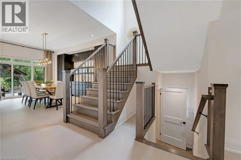 521 BRIDGEMILL Crescent
