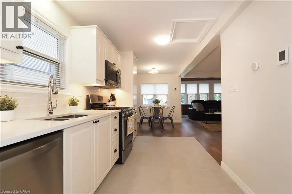 50 HOLLY Trail