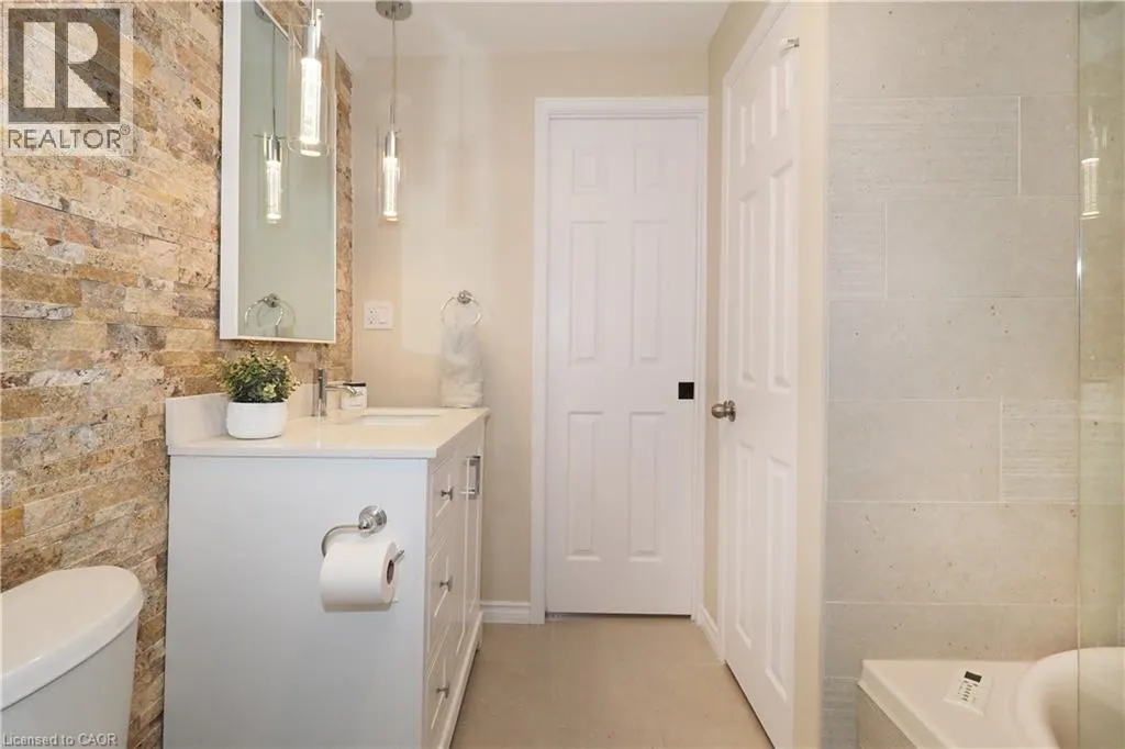 50 HOLLY Trail