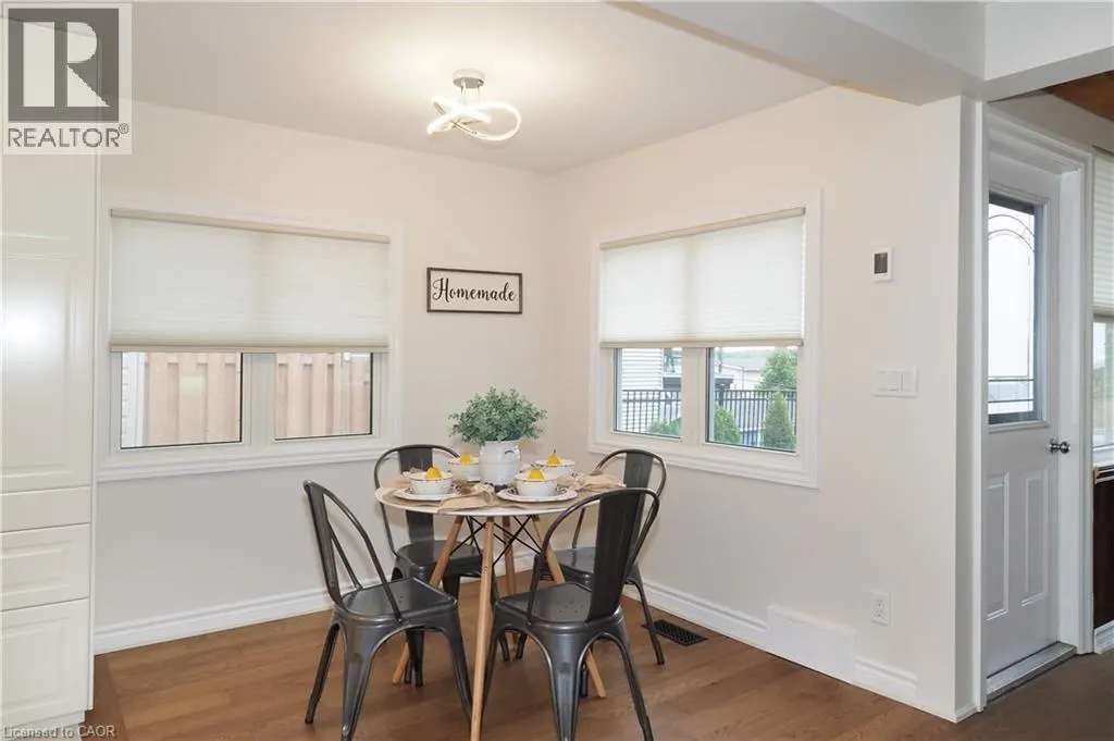 50 HOLLY Trail