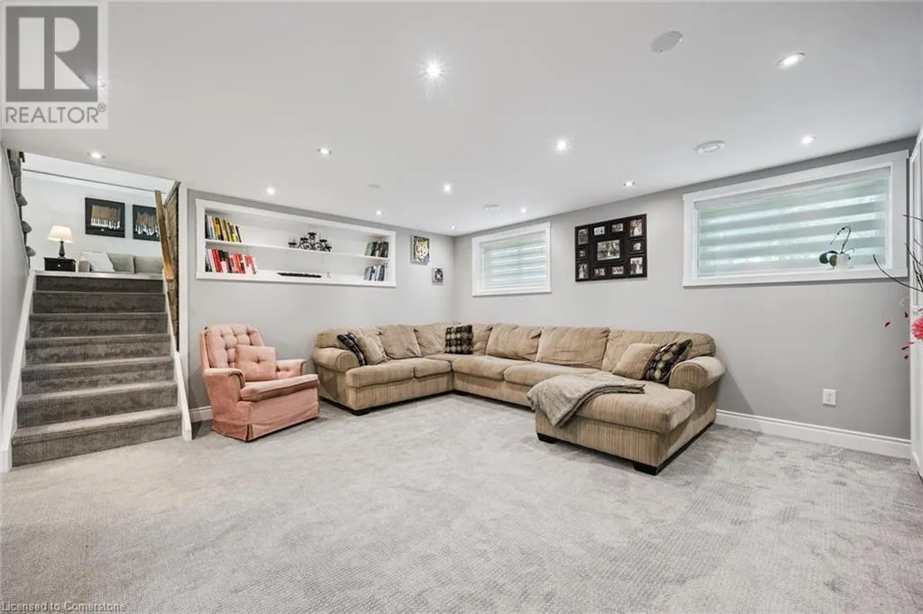 1059 MARLEY Crescent